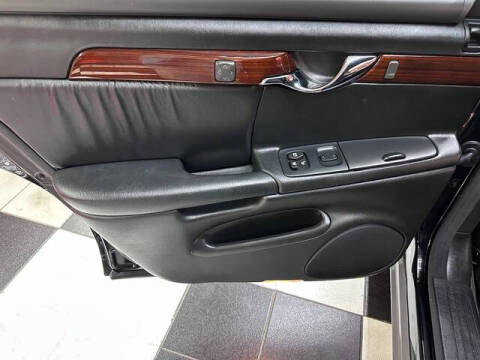 2001 Cadillac DeVille DHS