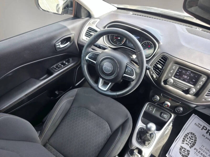 2017 Jeep Compass Sport