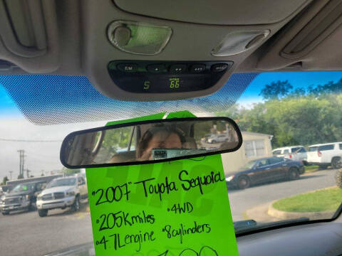 2007 Toyota Sequoia SR5