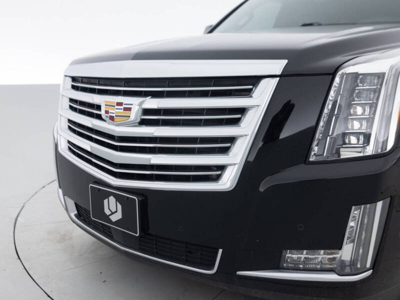 2017 Cadillac Escalade Platinum