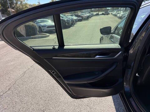 2017 BMW 5 Series 540i