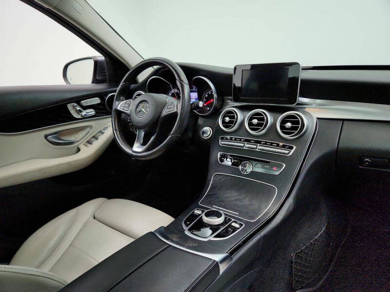 2017 Mercedes-Benz C-Class