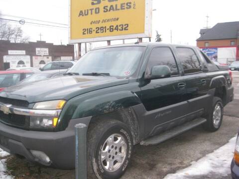 2003 Chevrolet Avalanche for sale at S & G Auto Sales in Cleveland OH