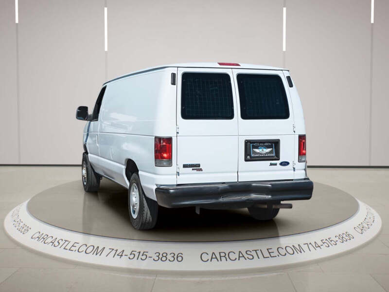 2013 Ford E-Series E-150
