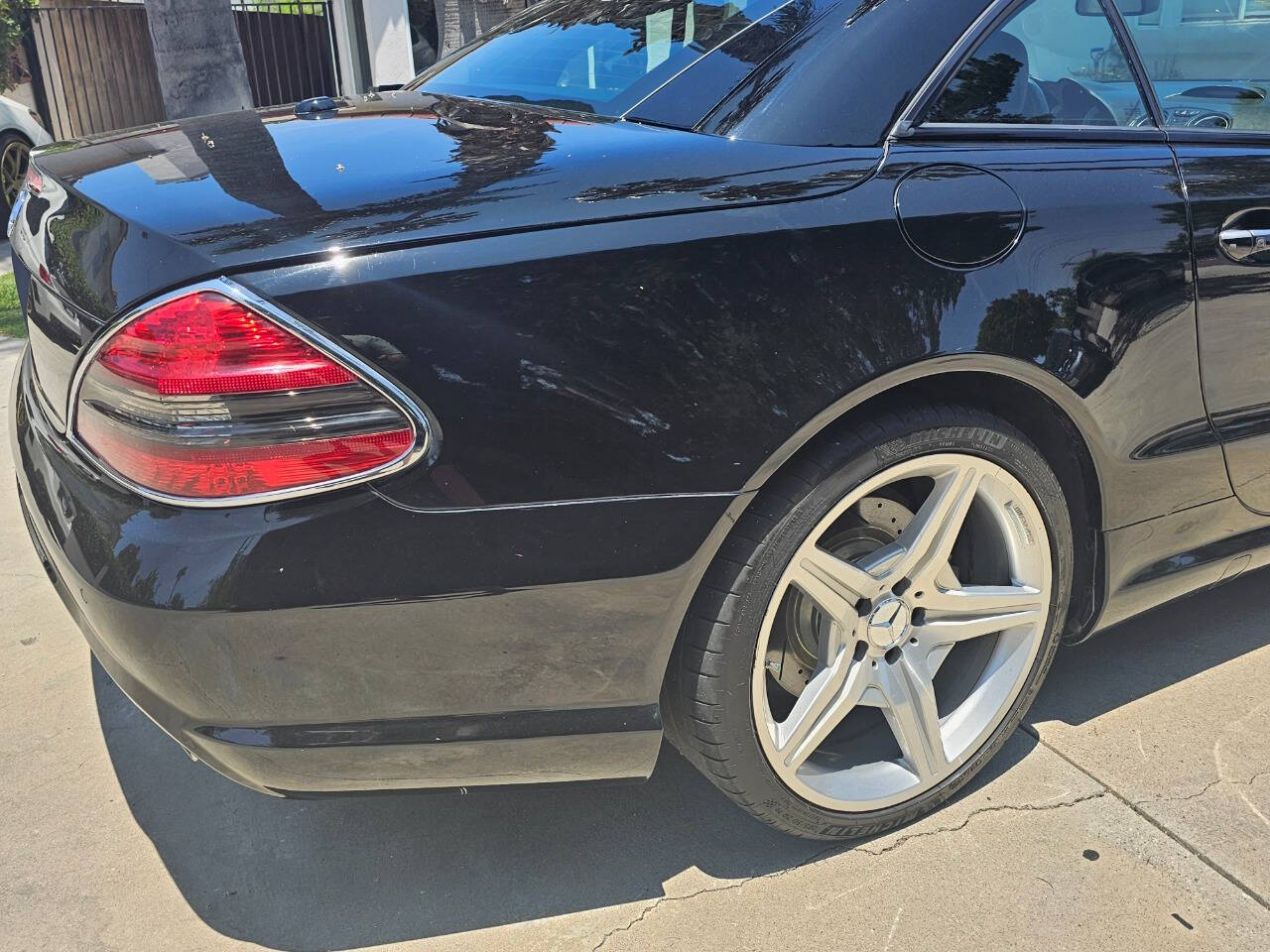 2009 Mercedes-Benz SL-Class 11