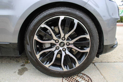 2021 Land Rover Range Rover Sport HSE Silver Edition