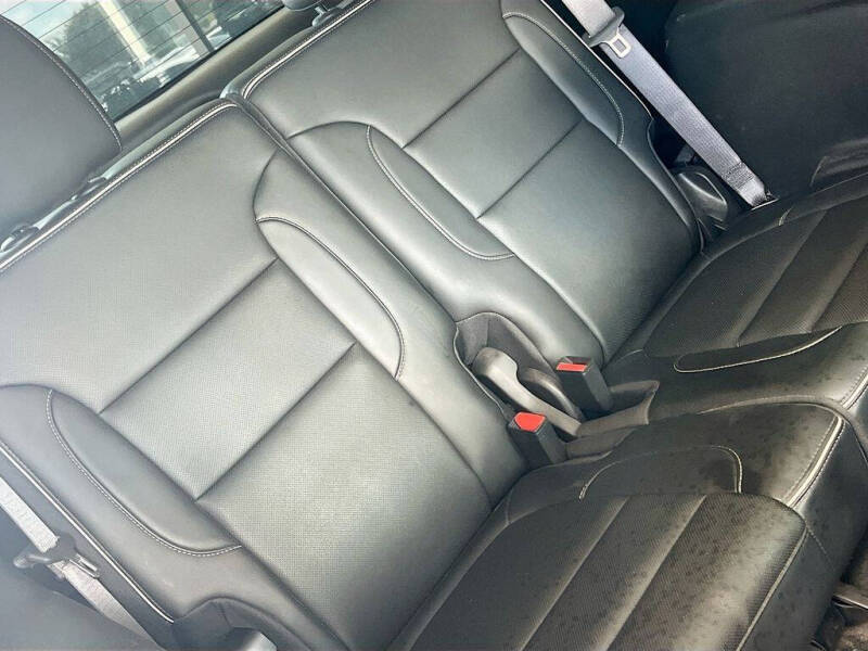 2022 GMC Acadia Denali
