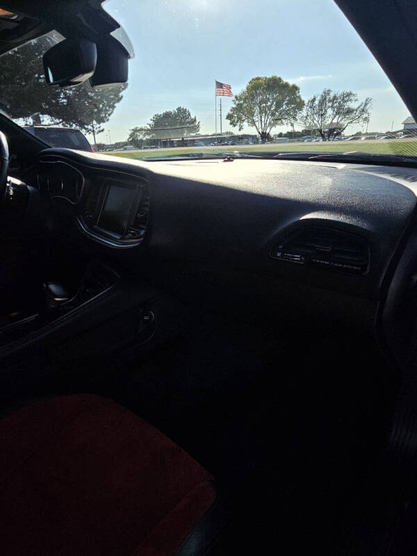 2016 Dodge Challenger R/T Scat Pack