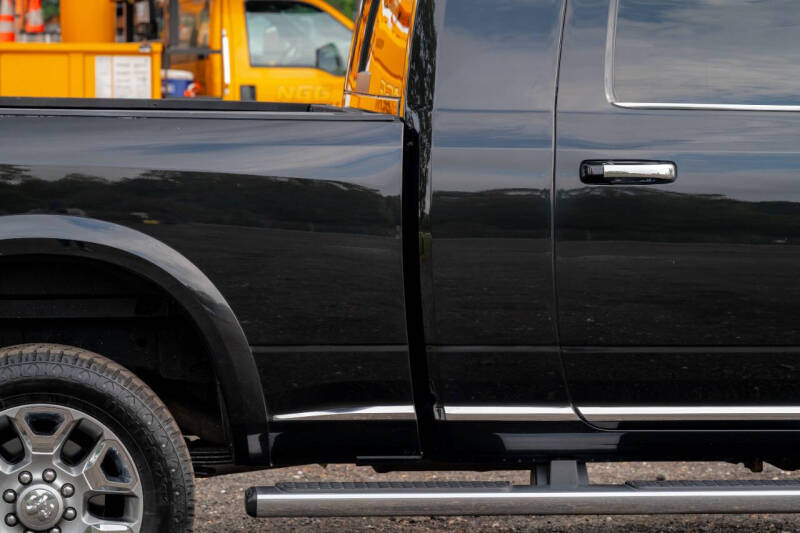 2018 RAM 3500 Laramie Limited