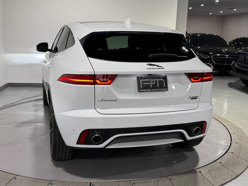 2019 Jaguar E-PACE P300 R-Dynamic SE