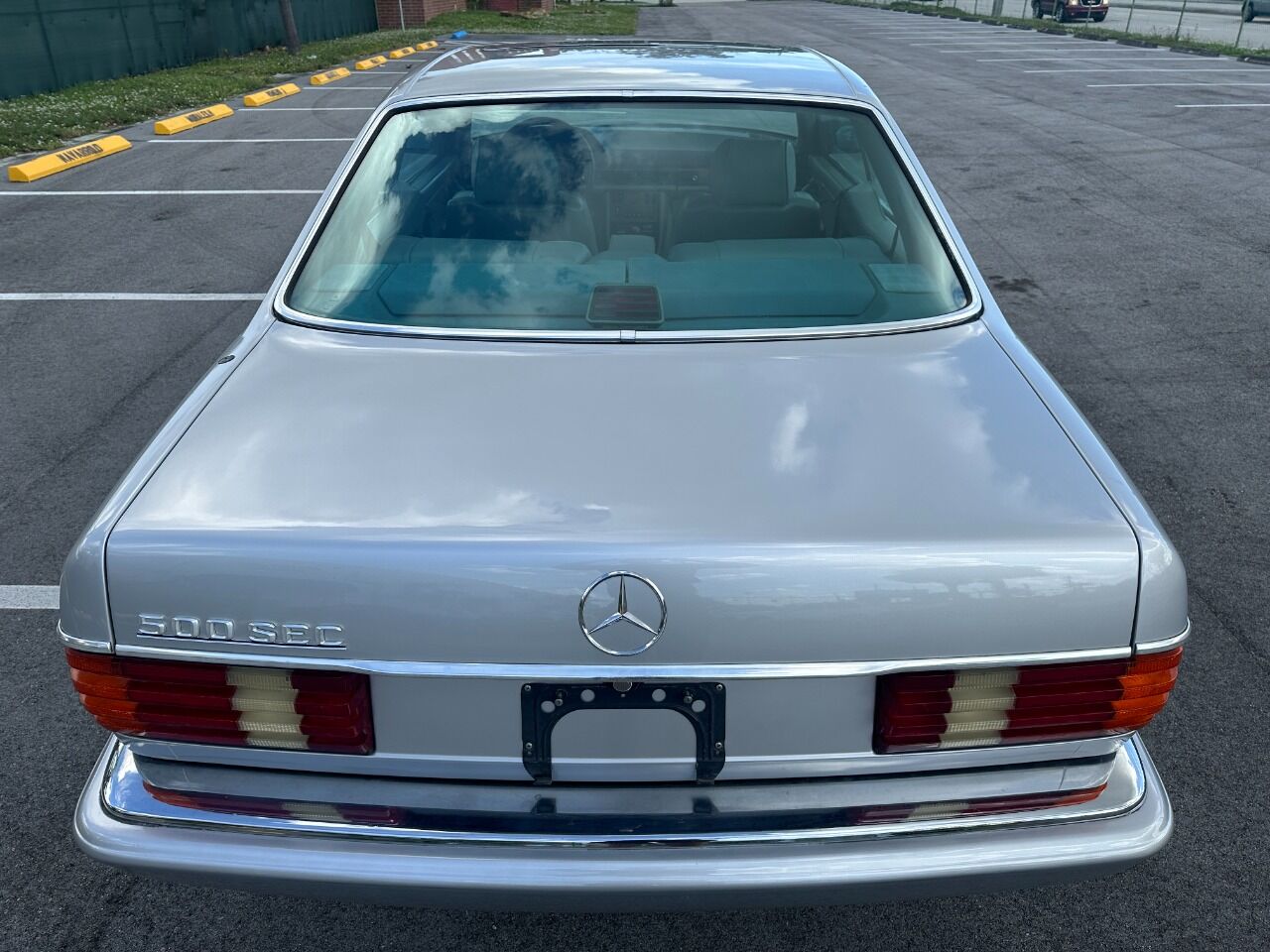 1985 Mercedes-Benz 500-Class  - $17,900