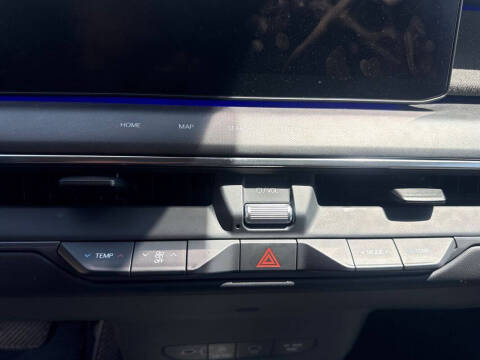 2024 Kia EV9 Land