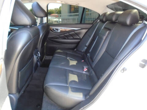 2018 Infiniti Q50 2.0T Luxe