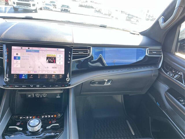 2024 Jeep Grand Wagoneer L Series III