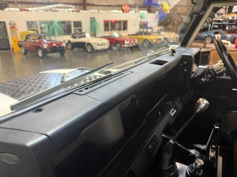 1990 Land Rover Defender