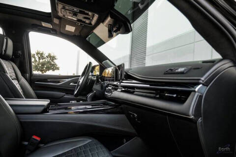 2023 Cadillac Escalade-V