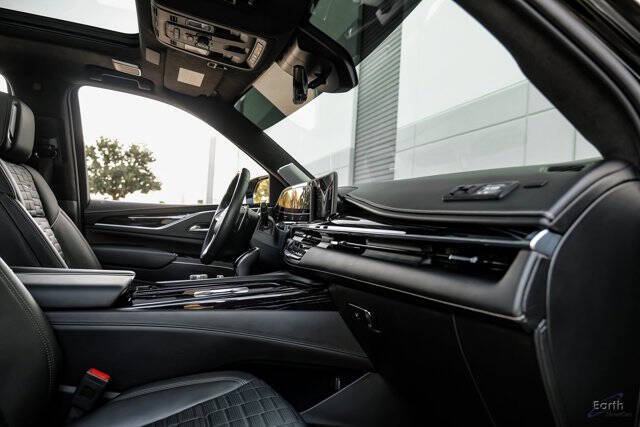 2023 Cadillac Escalade-V