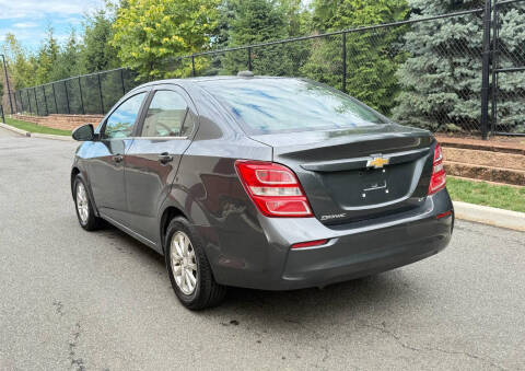 2017 Chevrolet Sonic LT Auto