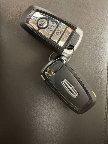 2020 Lincoln Nautilus Reserve