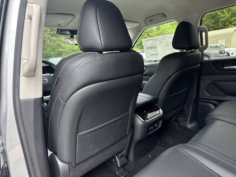 2025 Nissan Armada SV