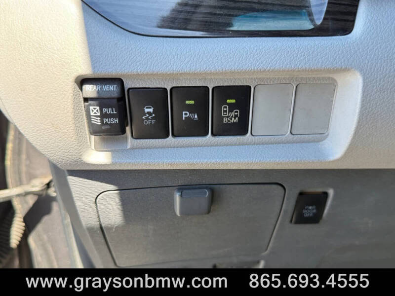 2015 Toyota Sienna