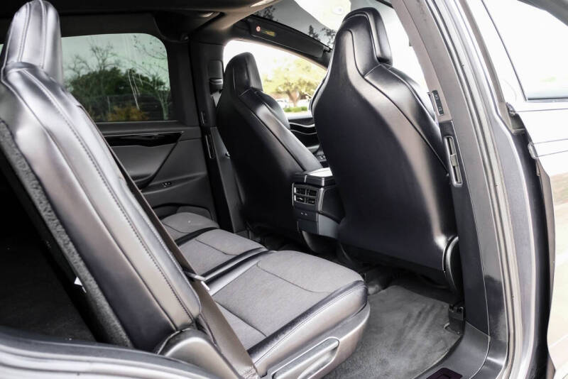 2018 Tesla Model X 75D