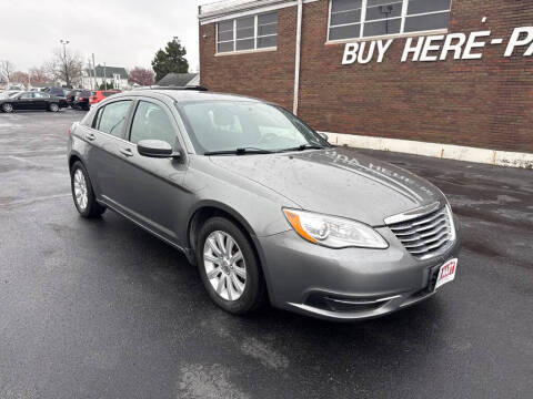 2012 Chrysler 200 Touring