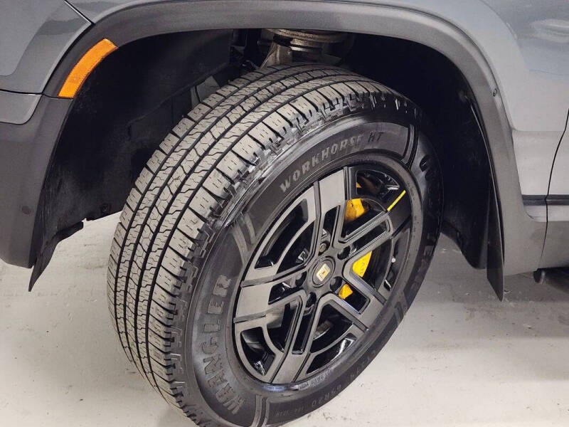 2023 Rivian R1T Adventure