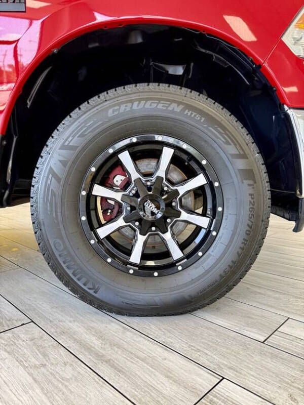 2017 RAM 1500 SLT