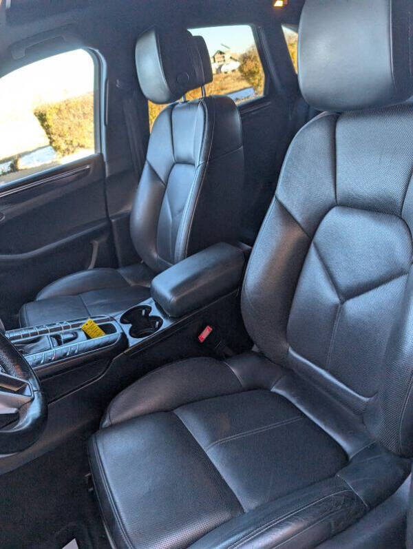 2016 Porsche Macan S