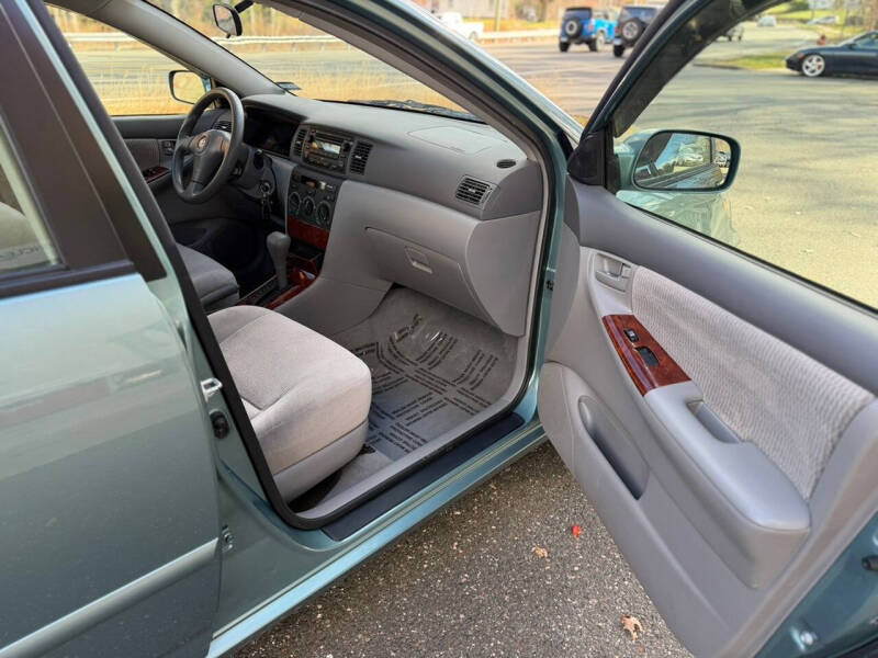 2006 Toyota Corolla LE