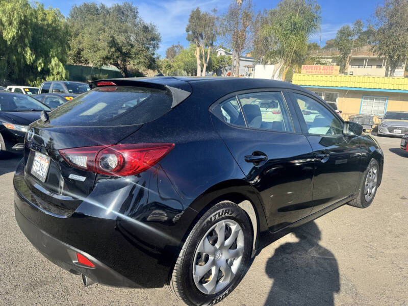2016 Mazda MAZDA3 i Sport