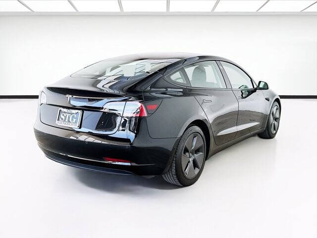 2021 Tesla Model 3 Standard Range Plus