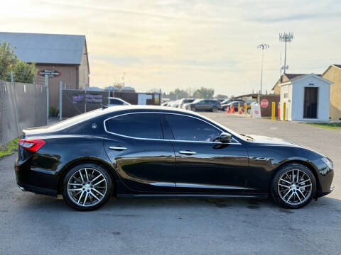 2017 Maserati Ghibli