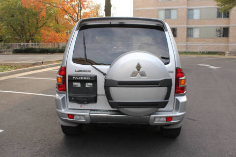 2000 Mitsubishi Pajero