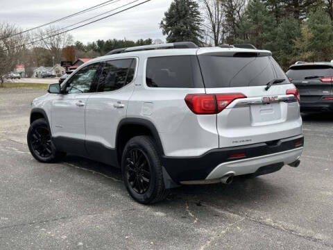 2017 GMC Acadia SLE-2