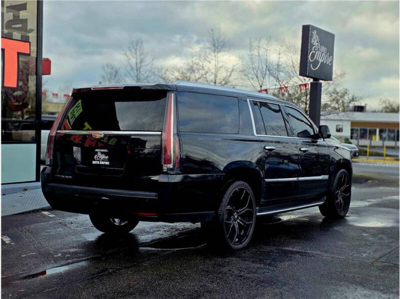 2016 Cadillac Escalade ESV Luxury Collection