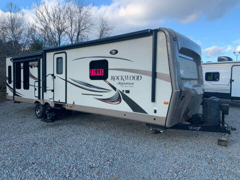 2015 Rockwood 8329SS