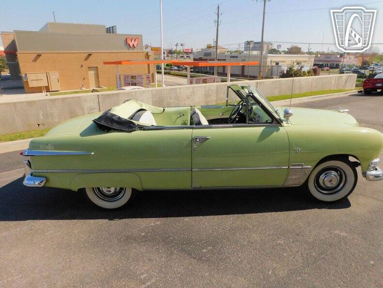 1951 Ford Custom