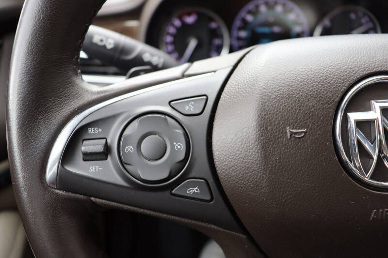 2017 Buick LaCrosse Essence