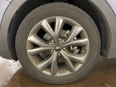 2017 Hyundai Santa Fe Sport 2.0T Ultimate