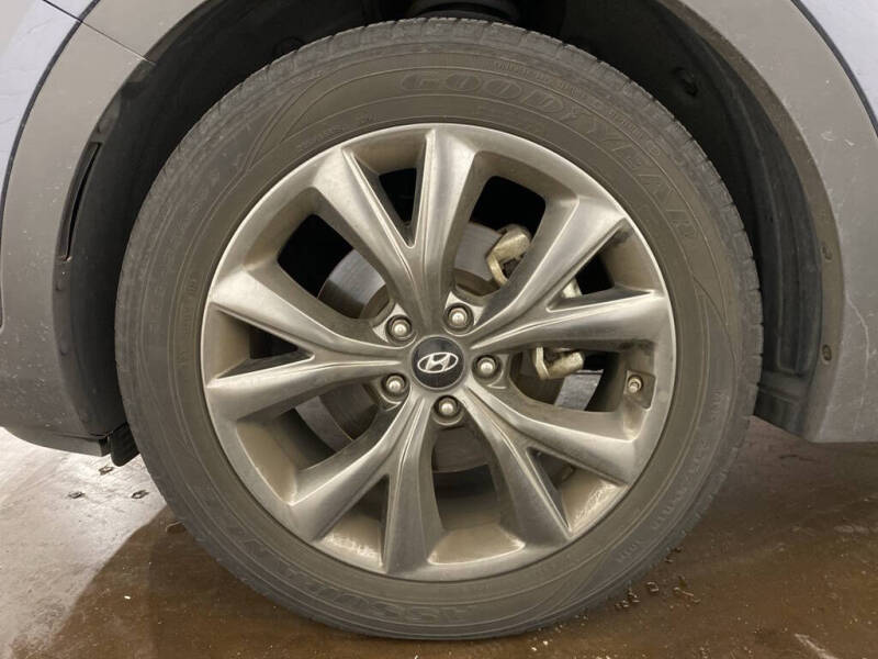 2017 Hyundai Santa Fe Sport 2.0T Ultimate