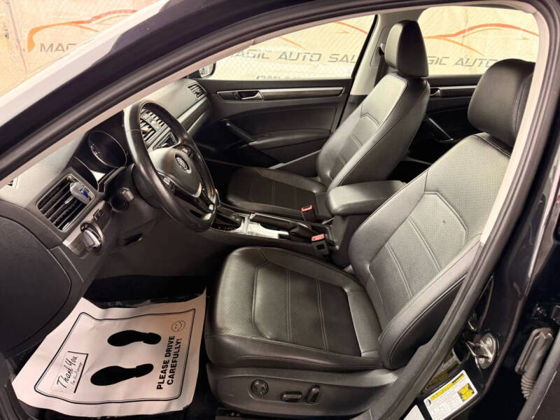 2017 Volkswagen Passat 1.8T SE