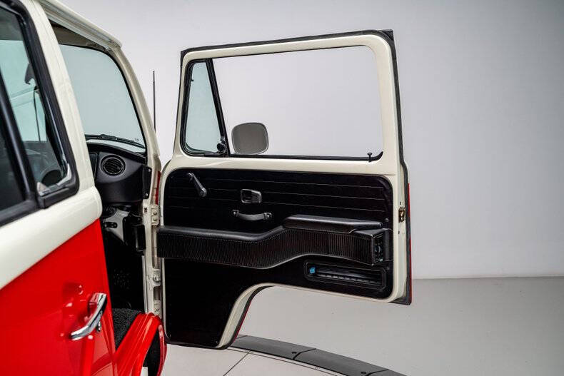 1977 Volkswagen Type 2