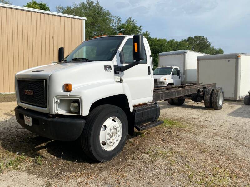 2007 GMC C7500 for sale at DEBARY TRUCK SALES in Sanford FL