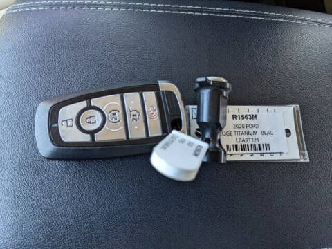 2020 Ford Edge Titanium