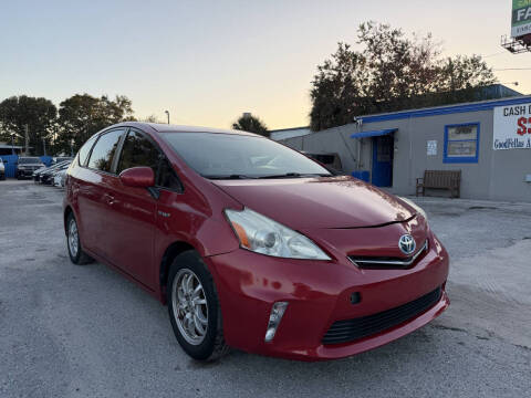 2013 Toyota Prius v Two