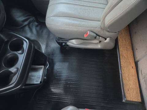 2018 Chevrolet Express 2500
