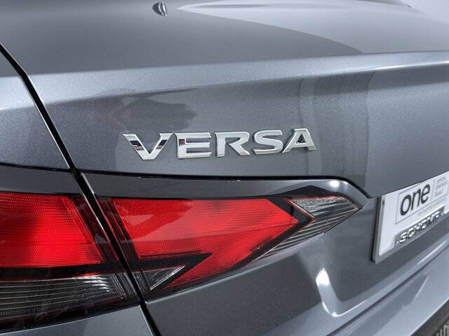 2025 Nissan Versa SV