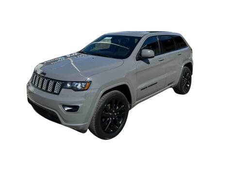 2019 Jeep Grand Cherokee for sale at Averys Auto Group in Lapeer MI